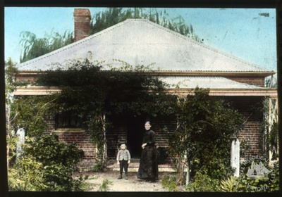 First house in Toorak Road, Toorak; T.W. Cameron (Firm); GS-EV-58