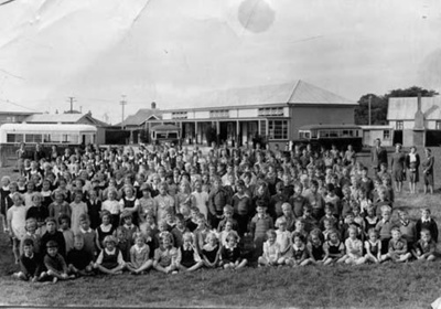 1944 Leeston school, whole school with buses; EHS-2008 | eHive