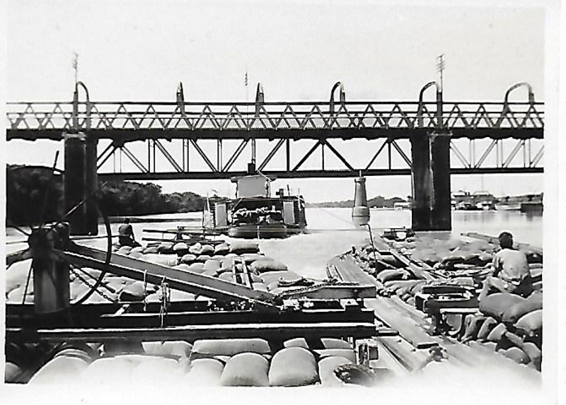Photo of Paddle Wheeler and Barges, under the Murray Bridges, c 1930