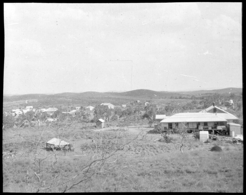 Marble Bar showing houses on the edge of town [John Flynn?]; Flynn ...