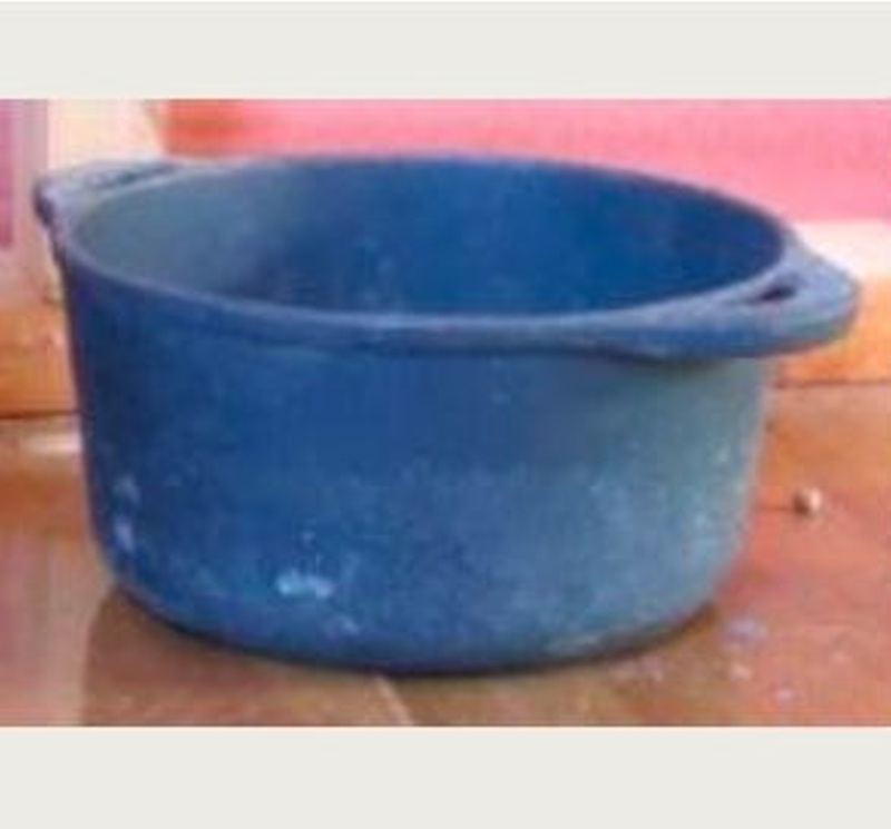 Cast iron pot with handles; Item 0116 eHive