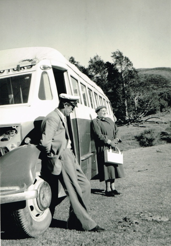 Glenorchy Motors Bus and Mona Hussey ; Eric Livingstone; May 1959; 2017