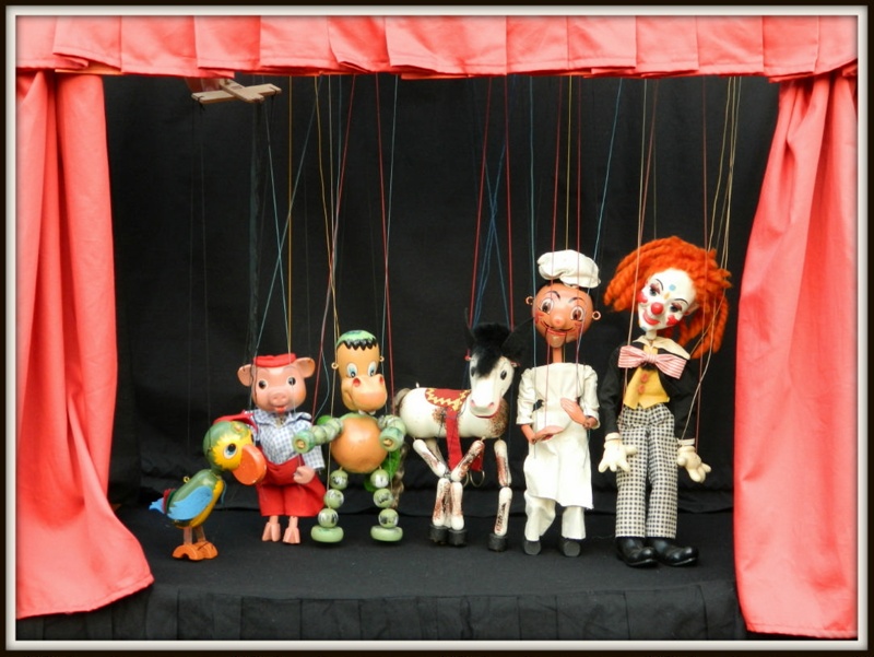 Parsons Puppets eHive