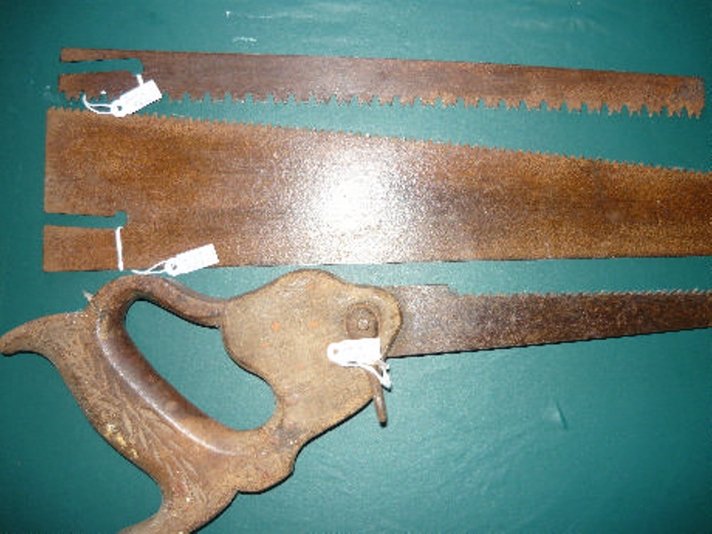 Saw Hand with 3 blades of various sizes; 2014.022 eHive