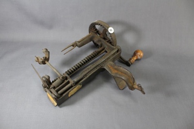 Apple peeler and corer; 98 