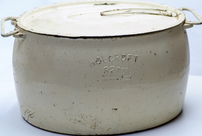 Cooking Pot; Holcroft; Circa 1930; 2018.24.1 | eHive