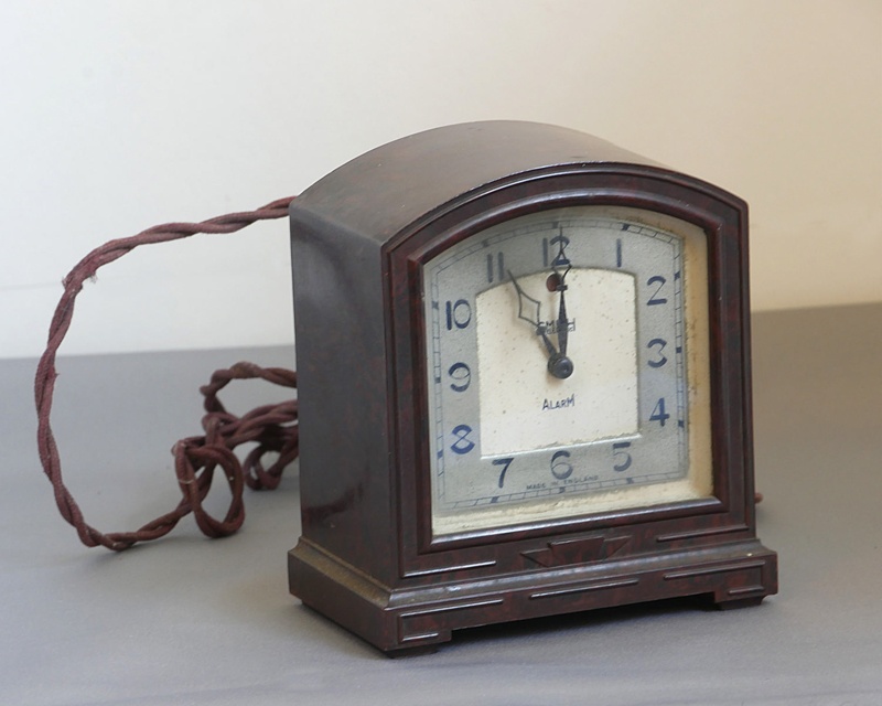 Clock, alarm clock; Smith Electric; C2010.0098 eHive