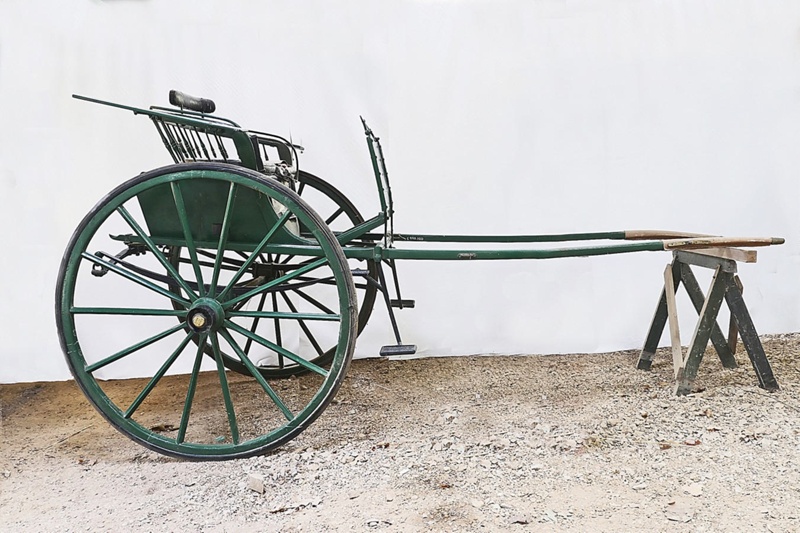 Carriage, Gig; 1900; C1990.1013 | eHive