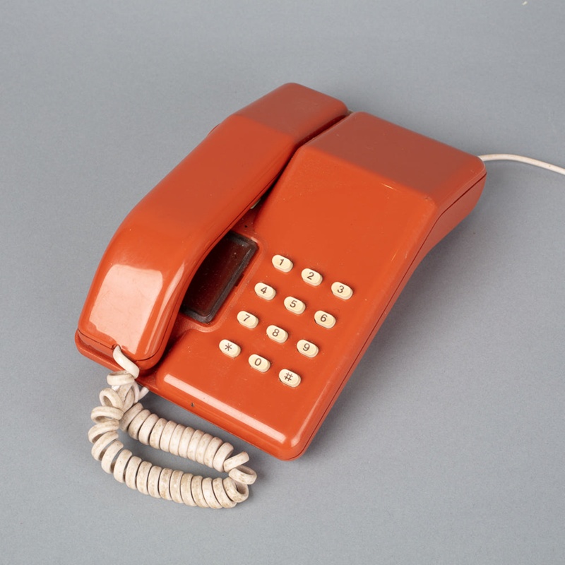 Telephone, Telecom NZPO TYPE 200; STC; 1980-1990; ZLB.4868.020 on NZ ...