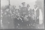 People in photo 604 with Other women and children - Duncan Tor's brothers Too?; ULMPH 2000 0604 
