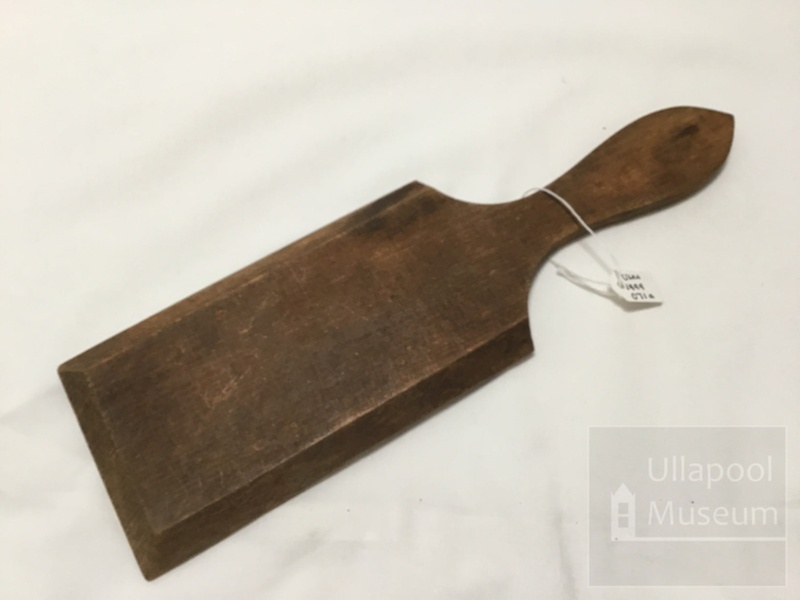 Set of butter clappers; ULM 1999 071 a and b | eHive