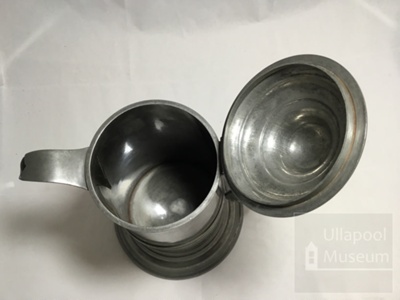 2 Communion jugs; ULM ACC 1996 058 a and b 