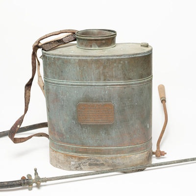 agriculture, back pack sprayer; W.T.French & Son; 1940?; RX.2018.193