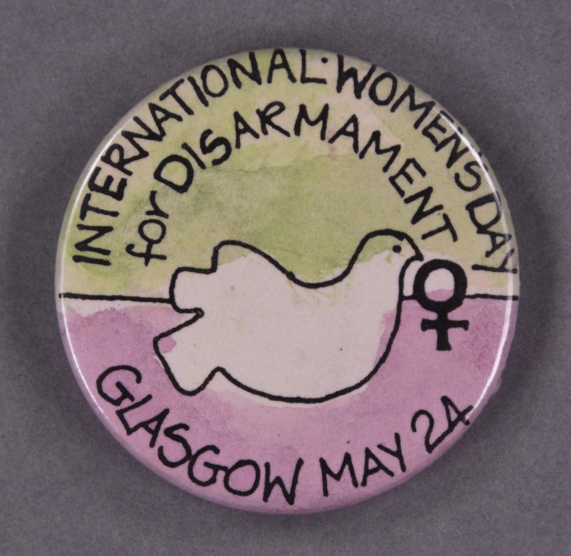 Badge: IWD for Disarmament; Campaign for Nuclear Disarmament; 1983; GWL-2014-3-15