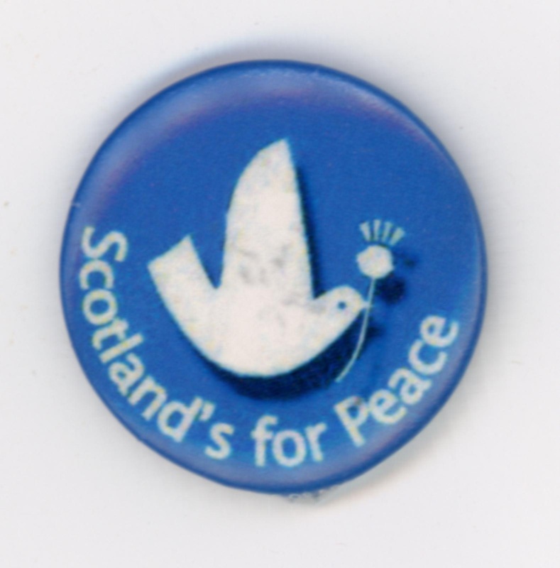 GWL-2015-112-17: Badge: Scotland's for Peace; c.2010s