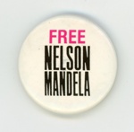 GWL-2015-112-40: Badge: Free Nelson Mandela; 1988