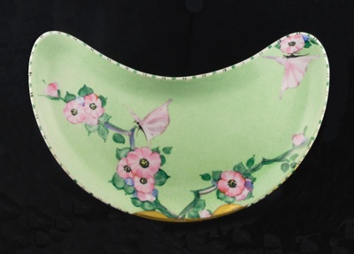 Surface: Handpainted Kidney Dish; GWL-2022-29