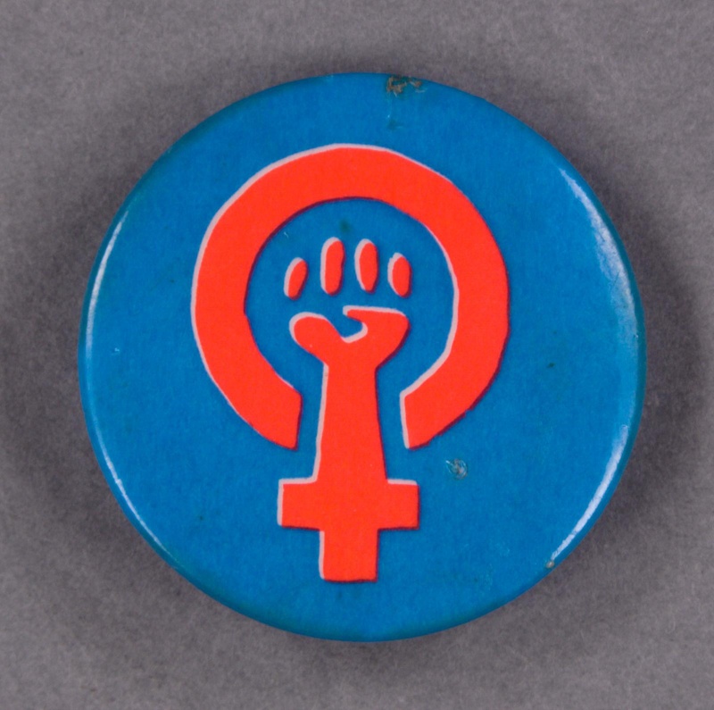 Badge: Feminist power symbol; c.1980s; GWL-2014-3-2