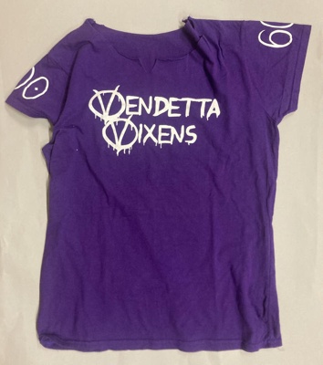 T-shirt front: Vendetta Vixens; Vendetta Vixens Roller Derby; c.2013; GWL-2015-135-1