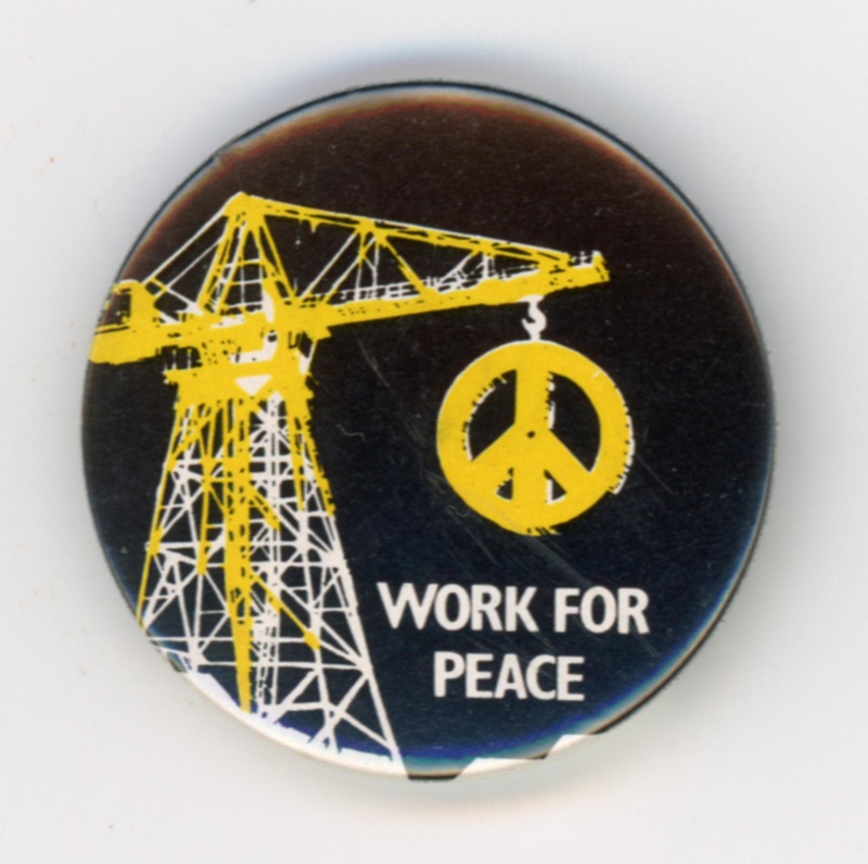 Badge: Work for Peace; GWL-2014-49-5