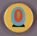 Badge: Hepworth Gallery; GWL-2013-34-3