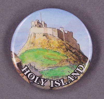 Badge: Holy Island; GWL-2013-58-2