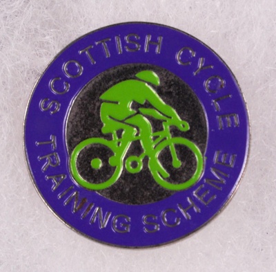 Badge: Scottish Cycle Training Scheme; GWL-2014-42-2