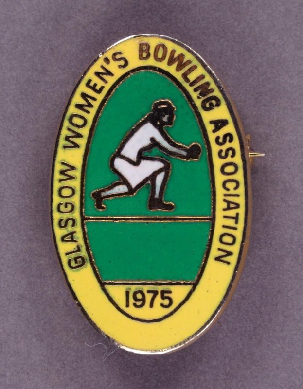 Badge: Glasgow Women's Bowling Association; 1975; GWL-2013-52-1