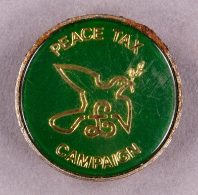 Badge: Peace Tax Campaign; 1980s; GWL-2015-111-54