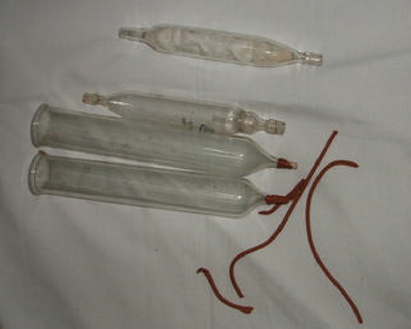 CLAMPS (TUBING) AND CONNECTORS FOR INTRAVENOUS THERAPY; 983 eHive