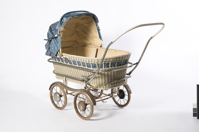 Stork pram store