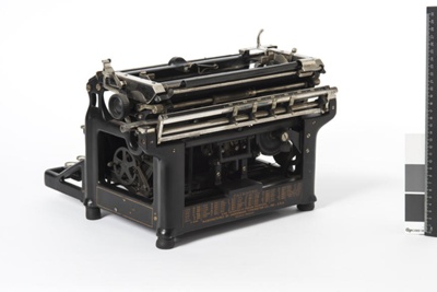 Underwood typewriter; Underwood Typewriter Co. Inc.; c. 1924