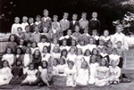 Beaumaris West primary school upper 1st and 2nd classes of 1909; 1909; P5811