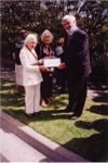 Unveiling of the Beaumaris Cemetery plaque.; Jones, Alan G. (1919-2009); 1998 Feb. 22; P4976