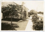 House and side path, 41 Avondale Street, Hampton; Venn family; 1945; P12326