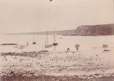 Half Moon Bay; c. 1900; P4660