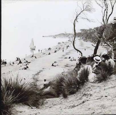 Beaumaris beach, Victoria; 190-; P12219