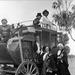 Parade celebrating three female mayors; Reynolds, Pauline; 1984; PD3712