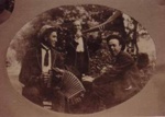 Amateur musical trio in garden at Clifton, 52 Ebden Avenue, Black Rock.; Betw. 1913 and 1921; P1588