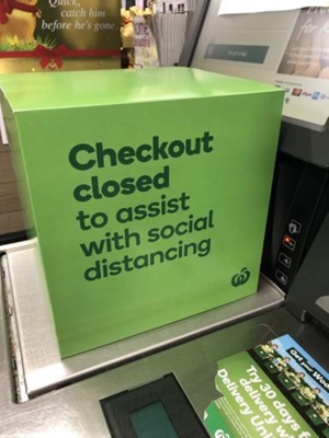 Self-service checkout closed for social distancing, Woolworths; Choat, Liz; 2020 Mar. 29; PD3274