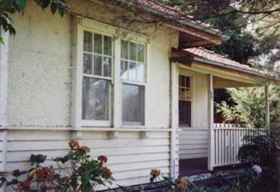 Black Rock School House, 69 Arkaringa Crescent; Rae, Valerie; 1993; P2882