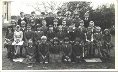 Black Rock State School No. 3631, Grade 2, 1966; 1966; P8481