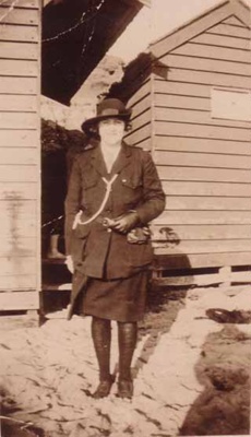 1st Hampton Girl Guides leader, Eileen Jackson; 1928; P0136