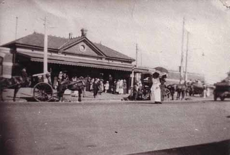 Sandringham railway station.; 1903?; P2735 | eHive