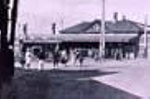Travellers crossing Station Street, Sandringham|Sandringham station; Rogers, Lloyd W.; 192-; P9034