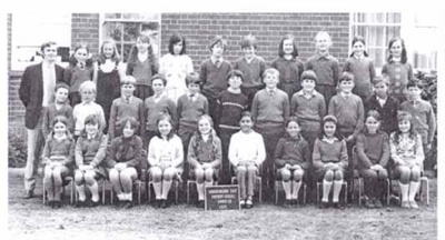 Sandringham East Primary School Grade 4A, 1969; 1971; P8648