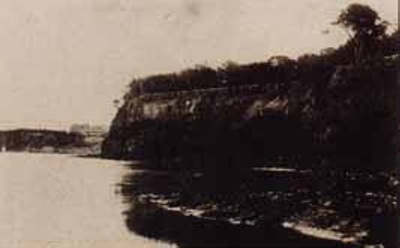 Foreshore at Beaumaris, probably near Deauville Street.; c.1923; P2130