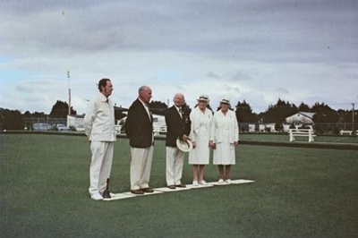 Sandringham Bowls Club, inaugural opening of the greens at Tulip Street Reserve; 1976 Sep.; P12628