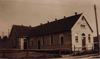 The original Congregational Church, Hampton.; 192-?; P0666
