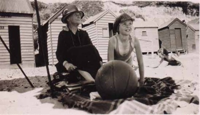 Macdonald family, Hampton Beach; c1930; P0715